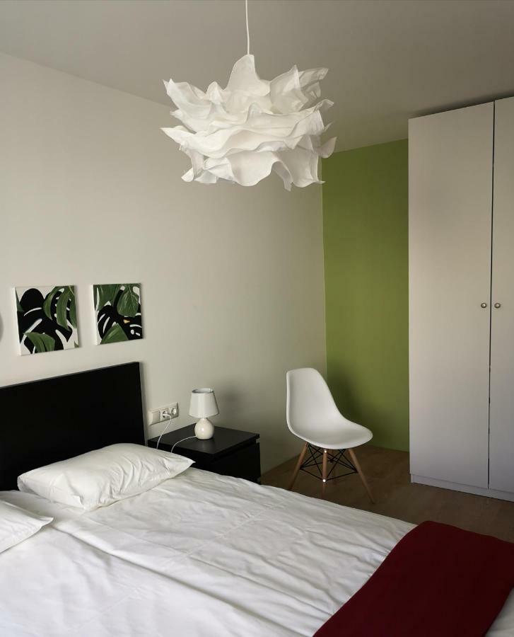 Green Leaf Apartments Liepaja Exterior photo